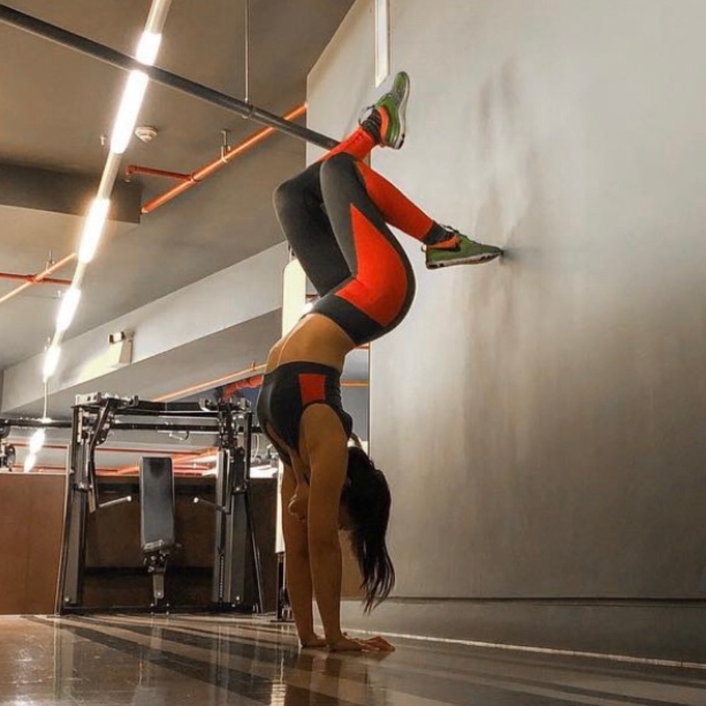 LAAIN Orange/Grey XS/S legging and sports bra set